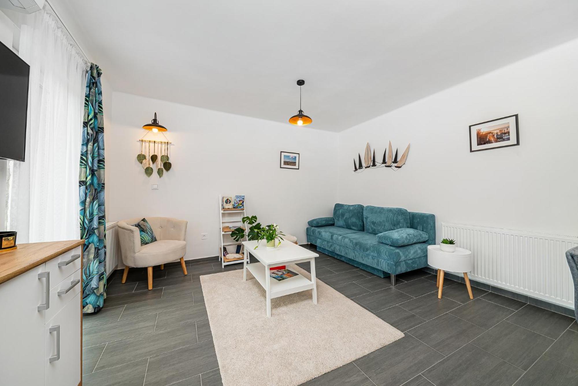 Papoula Vendeghaz Apartment ตีฮานี ภายนอก รูปภาพ
